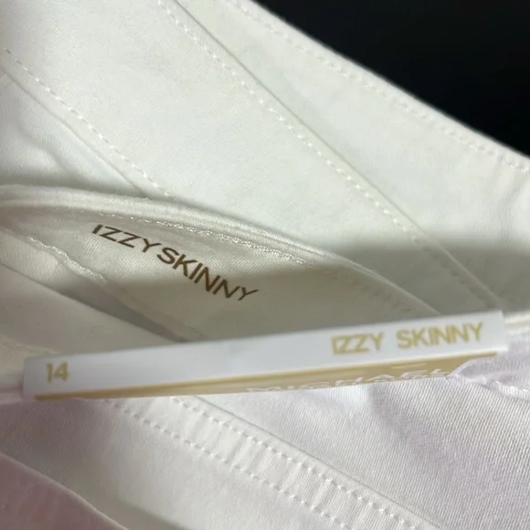 Michael Kors Classic White Denim - Picture 5 of 5